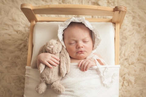 bonnet and bunny newborn photo