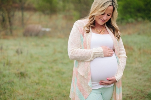 maternity photos in dallas