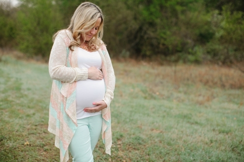 lifestyle maternity photography
