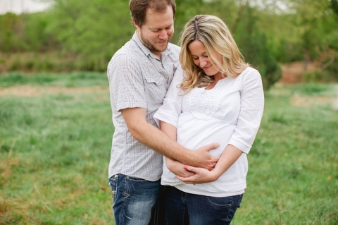 maternity photographers who sell a disc in dallas fort worth