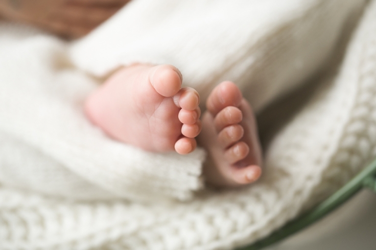 natural light newborn photos in fort worth